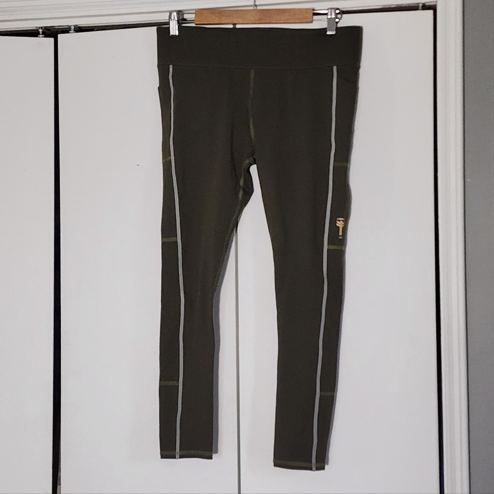 Kilogear Olive Green Athletic Leggings with Contrast Stitching